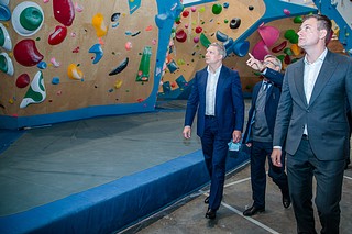 Андрей Иванов посетил одно из старейших предприятий Одинцовского округа — Московский насосный завод