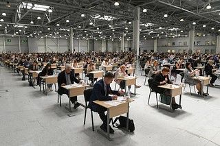 В Московской области «Диктант Победы» установил рекорд — в «Крокусе Экспо» для его написания собралось 1418 человек