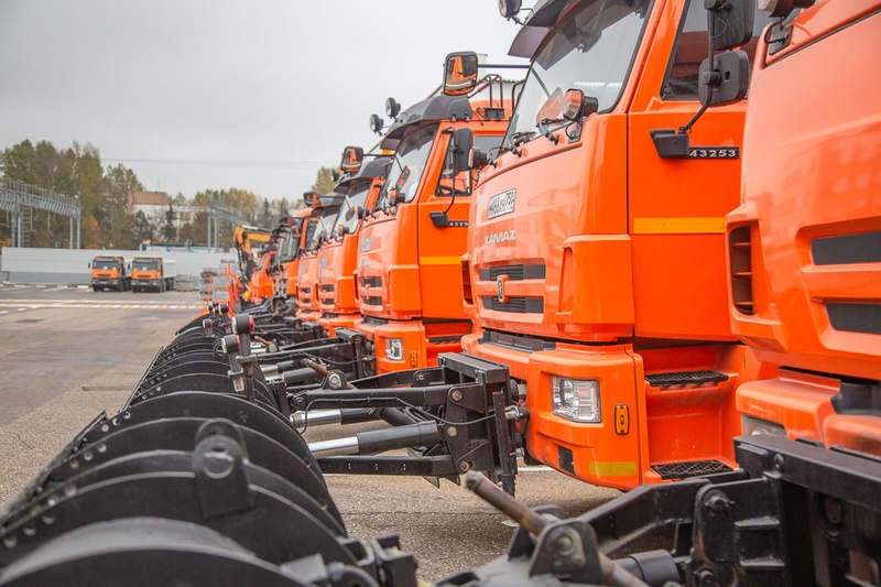 Более 60 единиц специальной техники будут обслуживать дороги Одинцовского округа в зимнее время, Октябрь