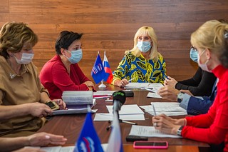 Оксана Пушкина провела круглый стол на тему социальной гигиены
