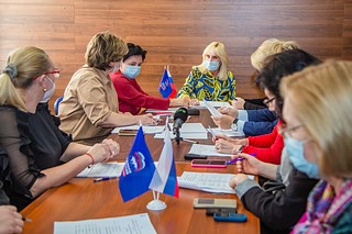 Оксана Пушкина провела круглый стол на тему социальной гигиены