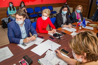 Оксана Пушкина провела круглый стол на тему социальной гигиены
