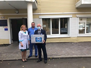 Вячеслав Киреев передал больнице Звенигорода МФУ
