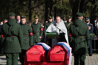 В Одинцовском округе состоялось торжественное перезахоронение бойцов Красной Армии