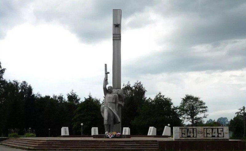 История создания памятника на пересечении 1-го Успенского и Рублево-Успенского шоссе