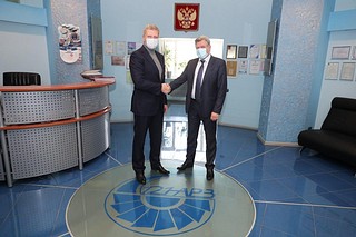 Глава округа Андрей Иванов проверил соблюдение противовирусных мер на «121 авиационном ремонтном заводе»