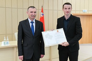 Жилищные сертификаты по программе «Социальная ипотека» получили два тренера из Одинцовского округа