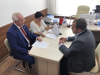 Одинцовские партийцы провели встречу с представителями Молодежного парламента округа