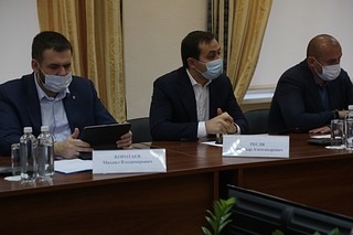 19 ноября, в рамках работы «Выездной администрации» глава Одинцовского городского округа Андрей Иванов провел расширенное совещание с профильными заместителями в Звенигороде