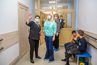 Оксана Пушкина проинспектировала филиал коррекционной школы «Гармония» в Горловке
