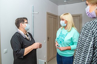 Оксана Пушкина встретилась с родителями детей с ограниченными возможностями