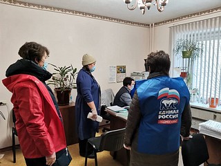В Назарьевском волонтеры проверили соблюдение санитарных мер в офисе «Одинцовской теплосети»
