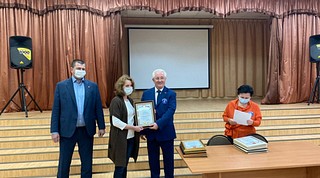 Активисты «Единой России» вручили награды отличившимся волонтерам в Жаворонках
