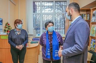 Книги по овощеводству передали в дар Большевяземской библиотеке одинцовские единороссы