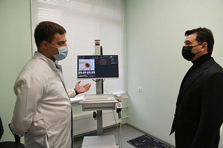 Губернатор Андрей Воробьёв проверил работу нового корпуса поликлиники №1 Одинцовской областной больницы