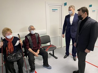 Губернатор Андрей Воробьёв проверил работу нового корпуса поликлиники №1 Одинцовской областной больницы