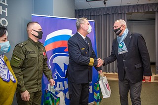 Одинцовские партийцы провели встречу с Героями РФ Александром Головашкиным и Андреем Ламановым