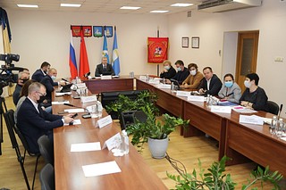 В трех образовательных учреждениях Одинцовского городского округа завершаются ремонтные работы. Об этом сообщил глава муниципалитета Андрей Иванов на расширенном совещании в Звенигороде в рамках проекта «Выездная Администрация»