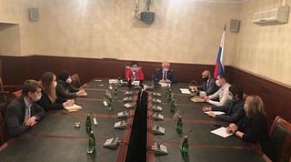 Вячеслав Киреев провел заседание партийного часа «Единой России» в Новоивановском