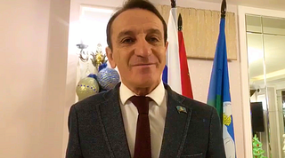 Одинцовские единороссы поздравили жителей Одинцовского округа с Днем Конституции