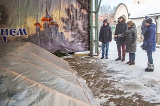 Дмитрий Голубков проверил подготовку к крещенским купаниям в Лесном городке