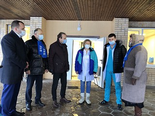 В новогодние праздники волонтеры Одинцовского округа помогали медикам и развозили овощи многодетным семьям