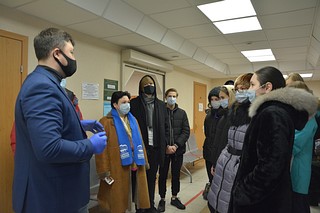 Партийцы провели для школьников Одинцово экскурсию в Пенсионный фонд