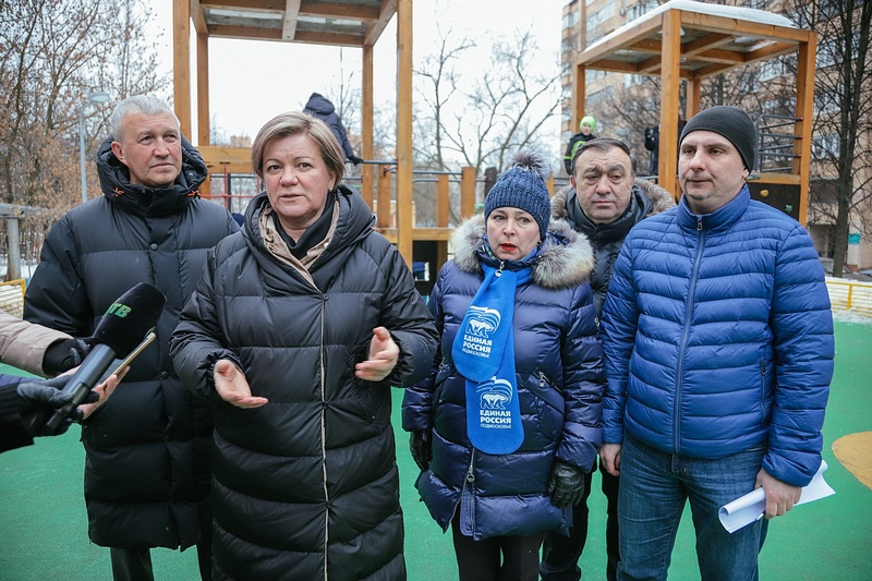 Три детские игровые площадки проверили партийцы в Одинцово, Январь