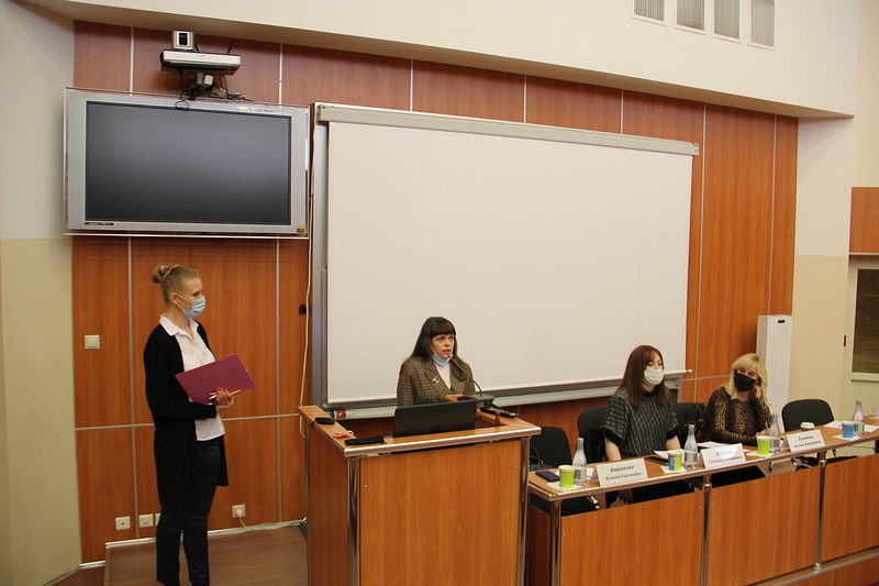 Оксана Пушкина приняла участие в лекции-встрече в колледже МГИМО, Январь