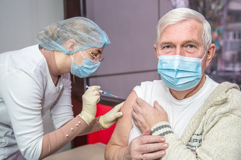 Почти 3 тысячи человек вакцинированы от коронавируса в Одинцовском округе, Январь