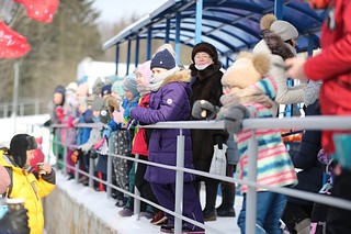 Несмотря на крепкий февральский мороз, хоккейный праздник собрал полные трибуны