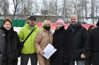 Оксана Пушкина обсудила с жителями Звенигорода реконструкцию стадиона «Спартак»