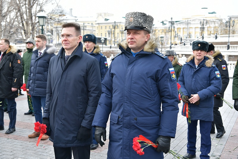 Представители «Единой России» 23 февраля навестили и поздравили ветеранов, участников боевых действий, Февраль