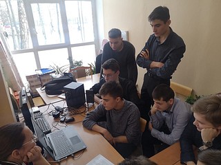 Организаторами игры стали Всероссийское движение «Волонтеры Победы» и оргкомитет «Наша Победа» при участии партии «Единая Россия»