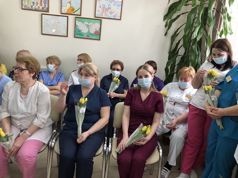Работницы Одинцовской женской консультации и местной детской поликлиники, Март