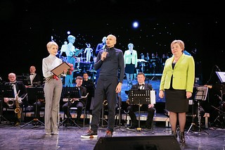 Свои поздравления озвучили руководители администрации, депутаты Московской областной Думы и окружного Совета, представители общественных организаций