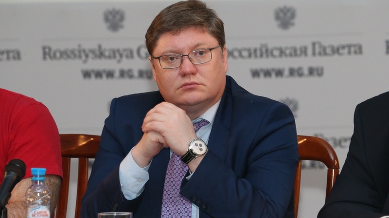 Первый заместитель руководителя фракции партии Андрей Исаев, Март