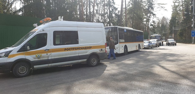 Автобусы текст 1, Сотрудники Одинцовской администрации проверили маршрутные автобусы