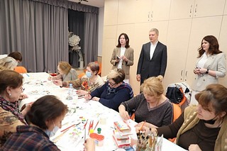Министр культуры Подмосковья Елена Харламова в одинцовской Библиотеке № 1