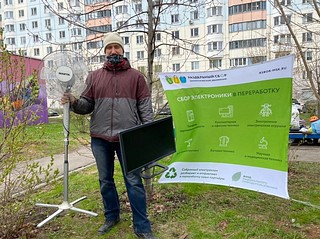 Волонтёр движений «РазДельный сбор» и «Собиратор»