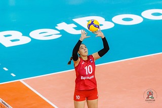 Всероссийская федерация волейбола на своем сайте опубликовала окончательный состав женской сборной России для участия в Олимпийских играх в Токио. В число двенадцати спортсменок вошла связующая клуба «Заречье-Одинцово» Полина Матвеева