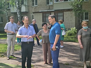 Вице-президент Торгово-промышленной палаты Московской области проверил качество ремонта подъезда на улице Зеленая