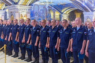Военнослужащие