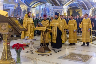 Молебен