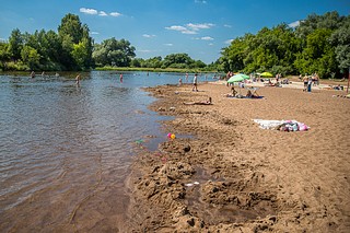 В Одинцовском округе официально окунуться можно на трёх пляжах: двух федеральных в пансионатах «Лесные дали» и «Поляны» и одном частном — «Рублёво»