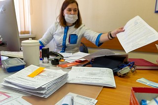 С 1 сентября в школах Московской области полностью откажутся от бумажных медицинских справок