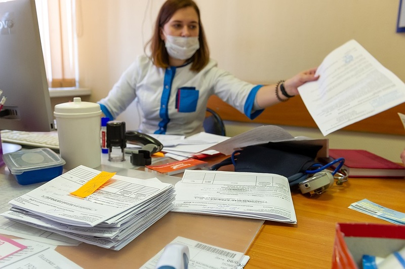С 1 сентября в школах Московской области полностью откажутся от бумажных медицинских справок, Июль