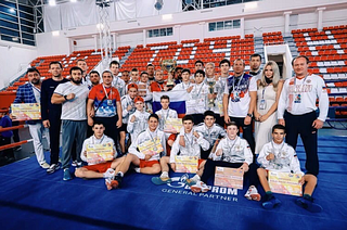 Максим Максимов отправился на чемпионат в статусе капитана юношеской сборной России