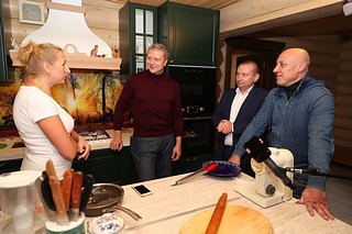 В июле этого года Сергей и Анна Ерофеевы подали заявку на сайте «Мособлгаза», в августе их дом был подключен к газовой сети