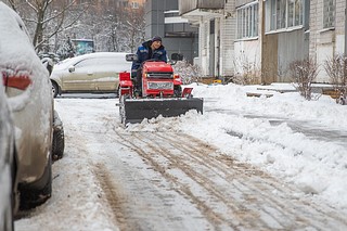 Уборка снега